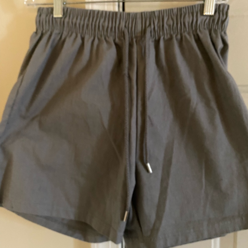 PrettyLittleThing Shorts